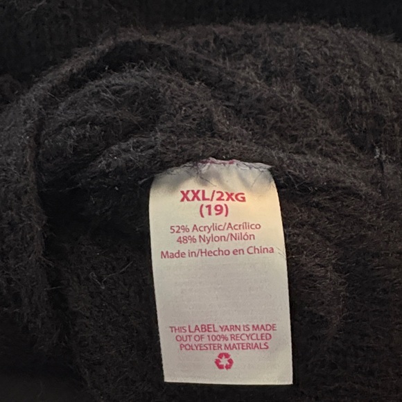 Black Sweater with Pearl Accents - Picture 5 of 5